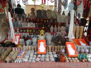 souvenirs and crafts - best places to visit in Sarnath