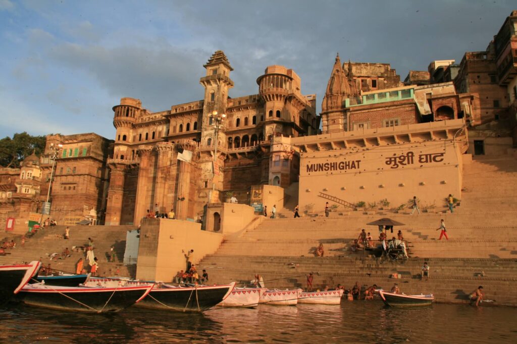 Munshi Ghat varanasi in Varanasi