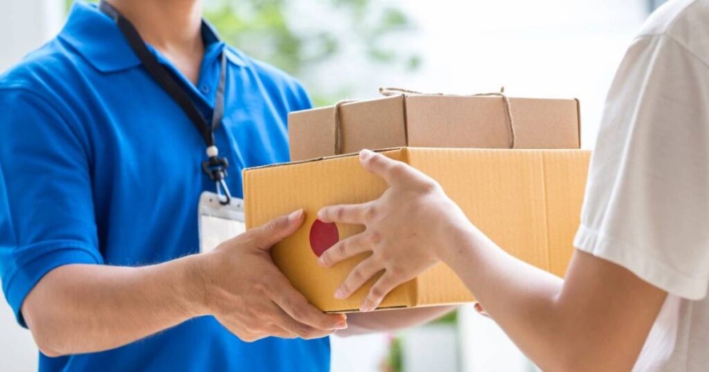 courier services in Varanasi