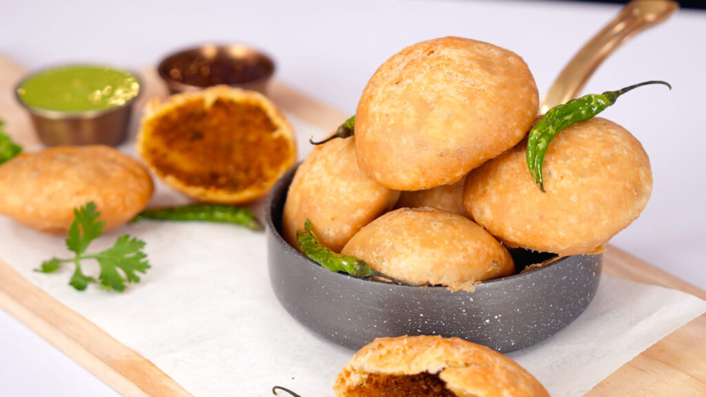 Famous Kachori in Varanasi
