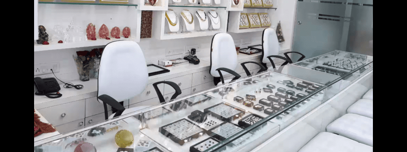 Precious Gemstones - Best Things to Buy in Varanasi