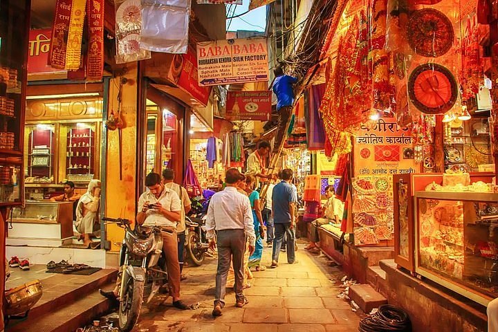 Shopping in varanasi at night